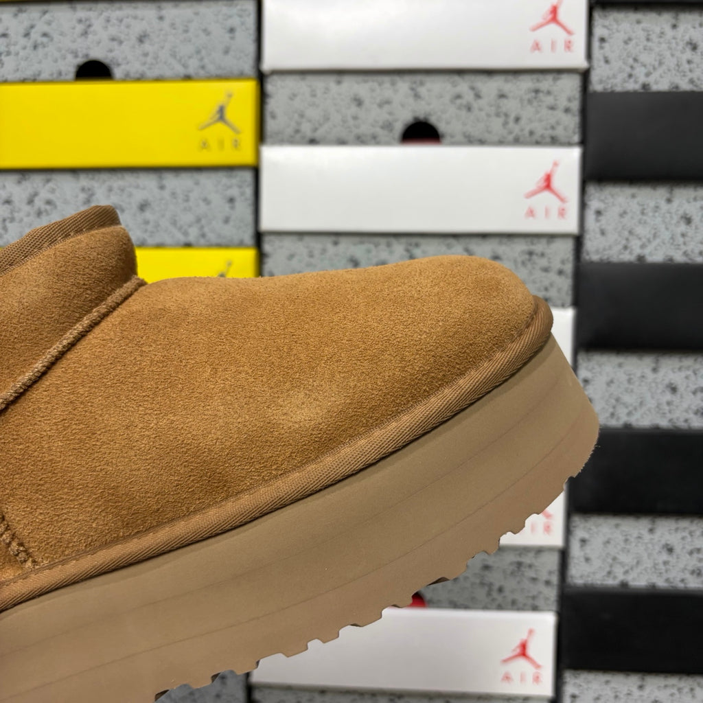 UGG Mini Platform Boots in Chestnut – 5 cm