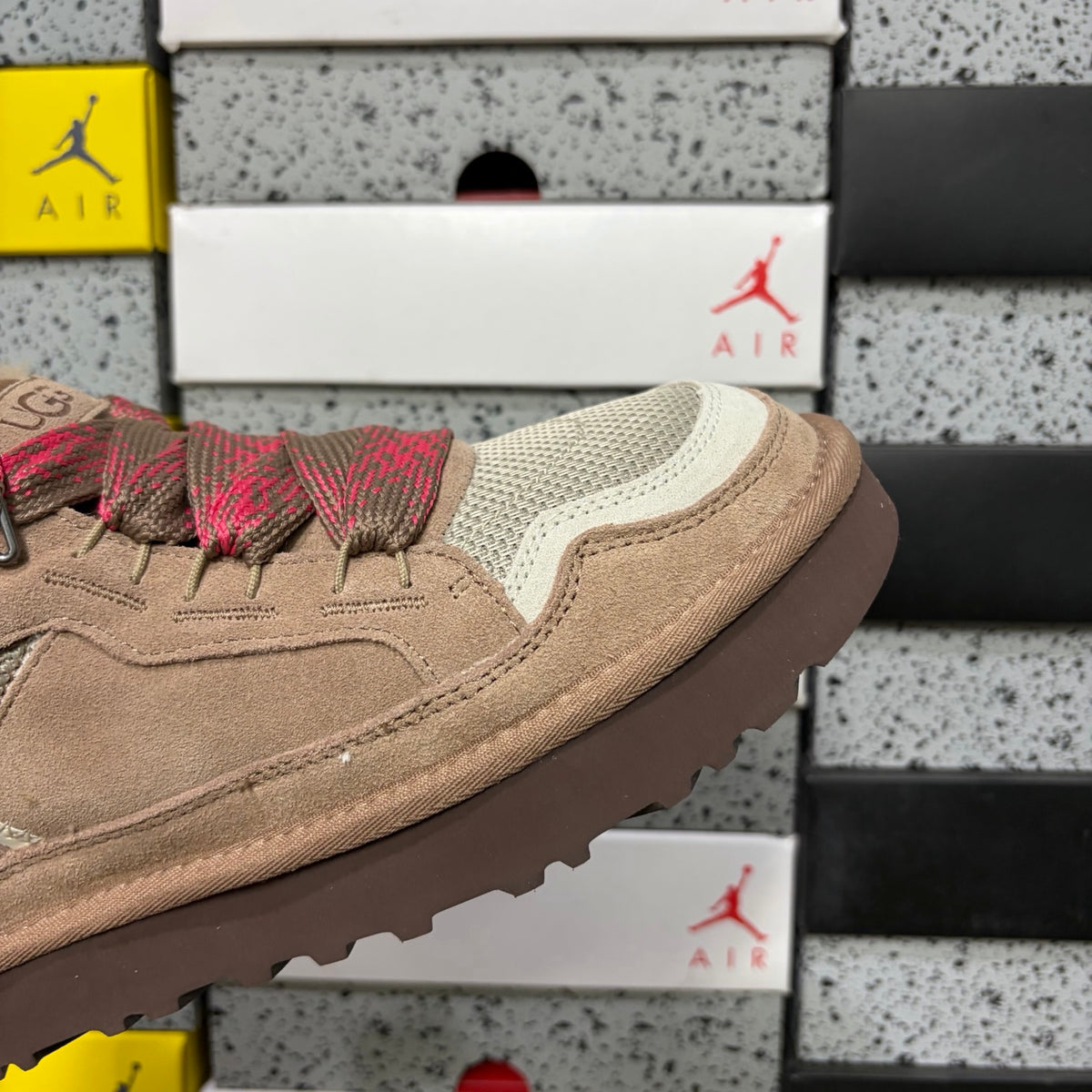 UGG Low-Top Platform Sneakers in Light Brown & Cream