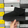 UGG Mini Platform Boots in Black – 3 cm