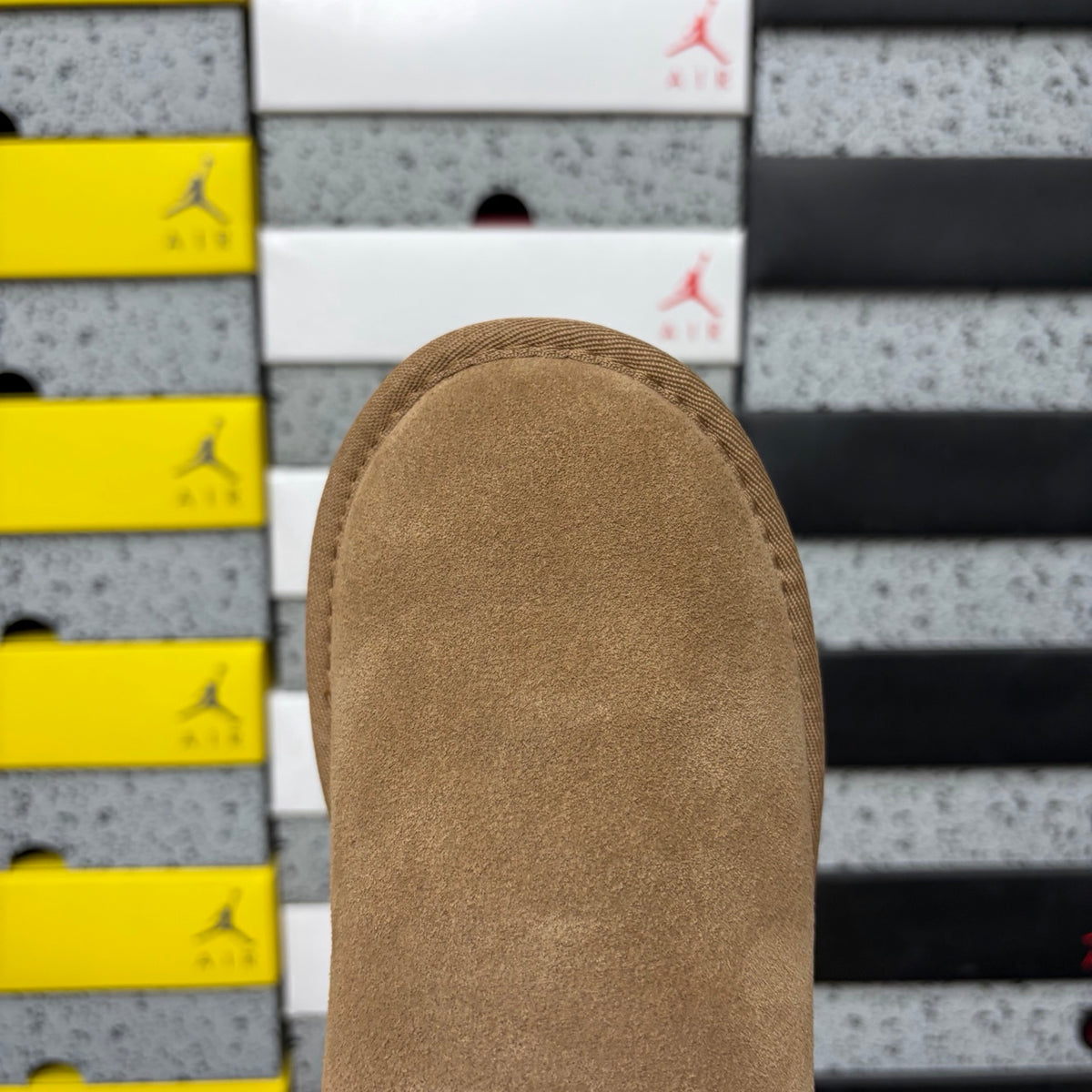 UGG Mini Platform Boots in Chestnut – 3 cm