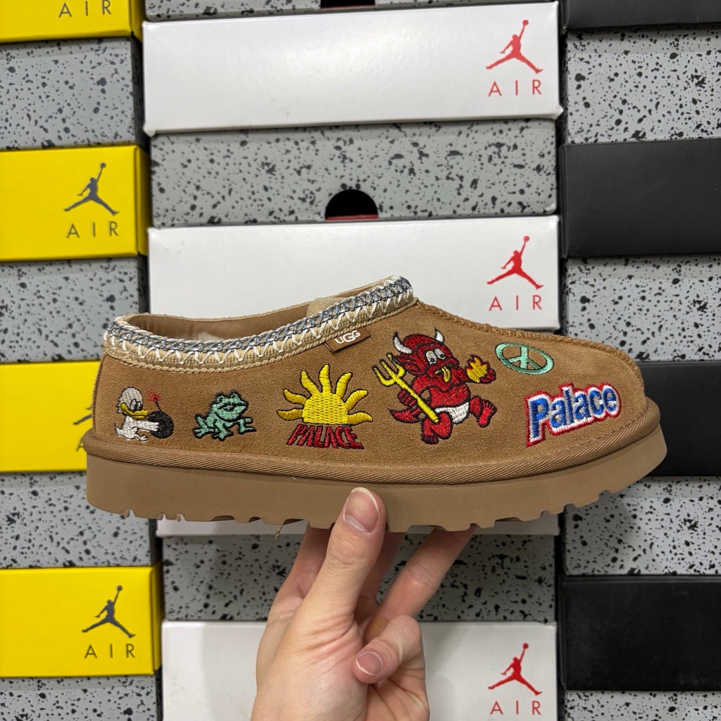 UGG Cartoon-Embroidered Slip-On Shoes in Chestnut