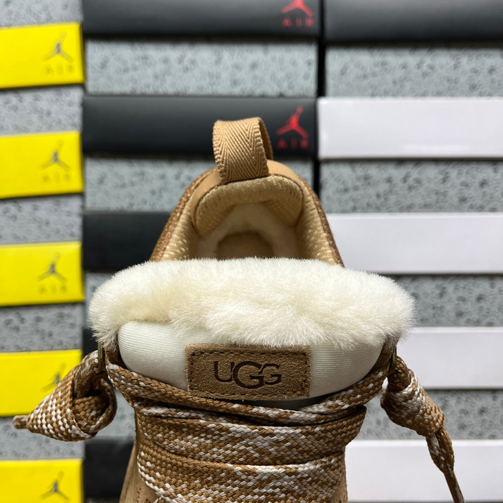 UGG Low-Top Platform Sneakers in Chestnut