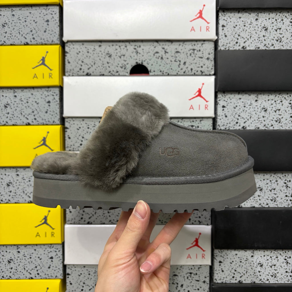 UGG Gray Platform Slippers with Fluffy Collar – 3 cm