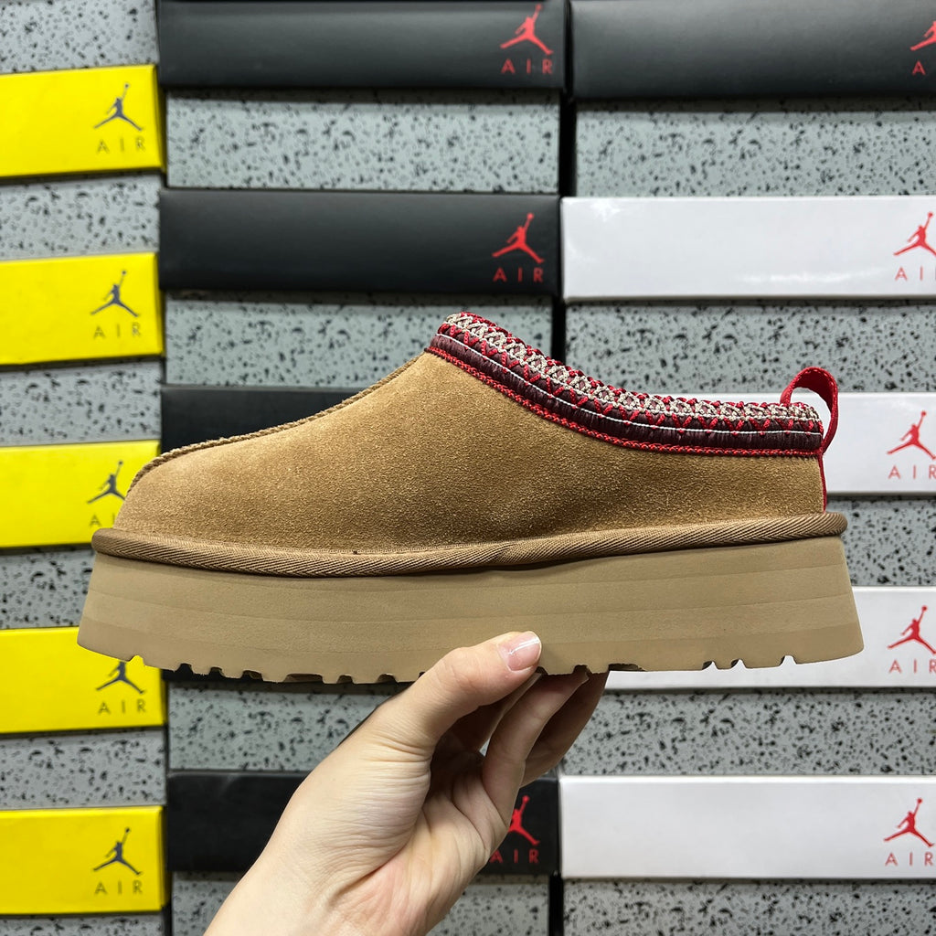 UGG Platform Slip-On Shoes in Chestnut