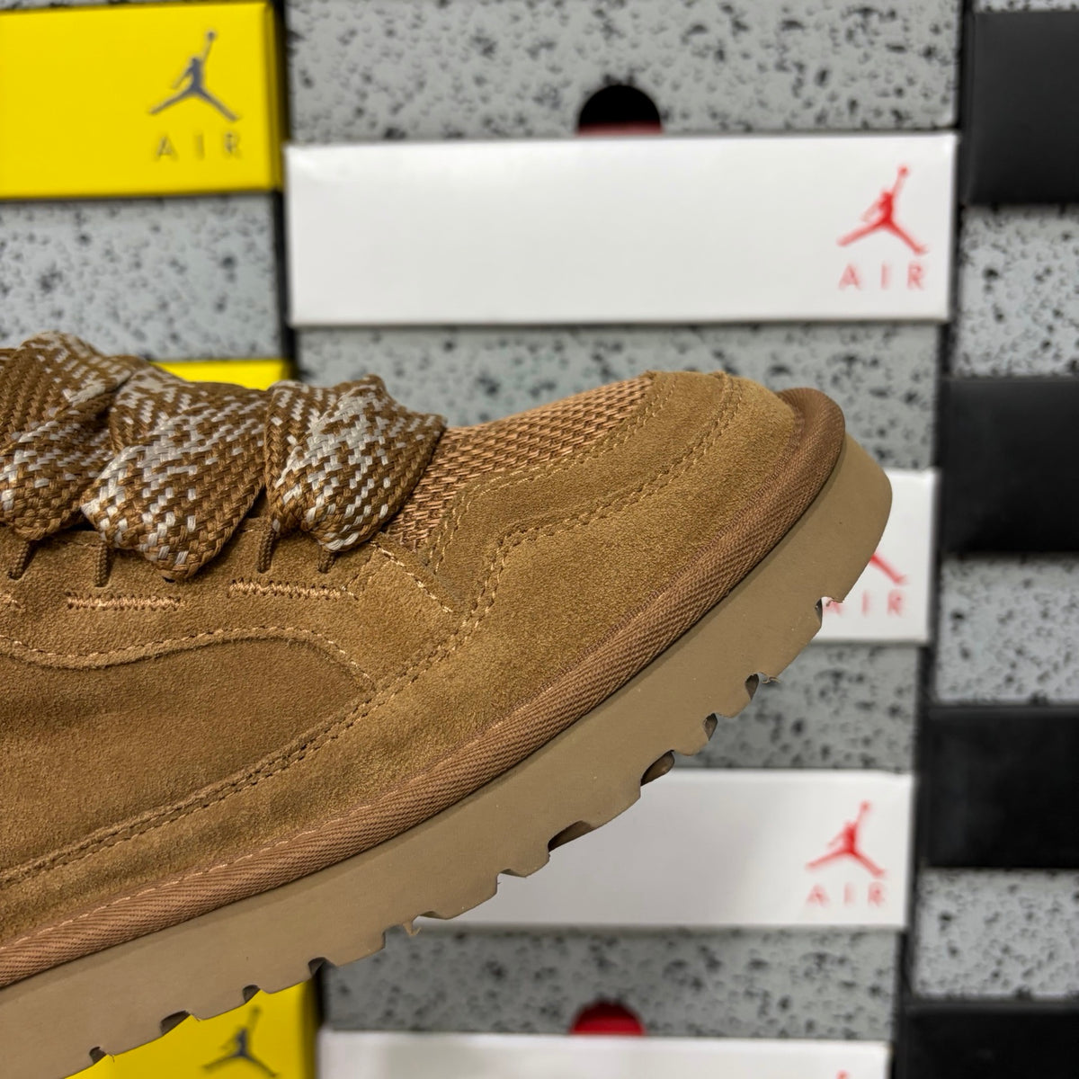 UGG Low-Top Lace-Up Sneakers in Chestnut