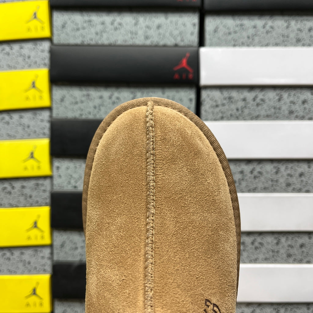 UGG Platform Slip-On Shoes in Chestnut