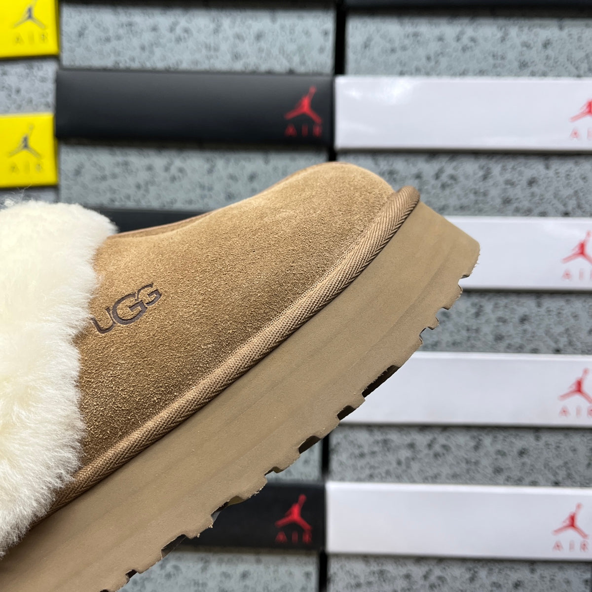 UGG Fluffy-Collar Platform Slippers in Chestnut