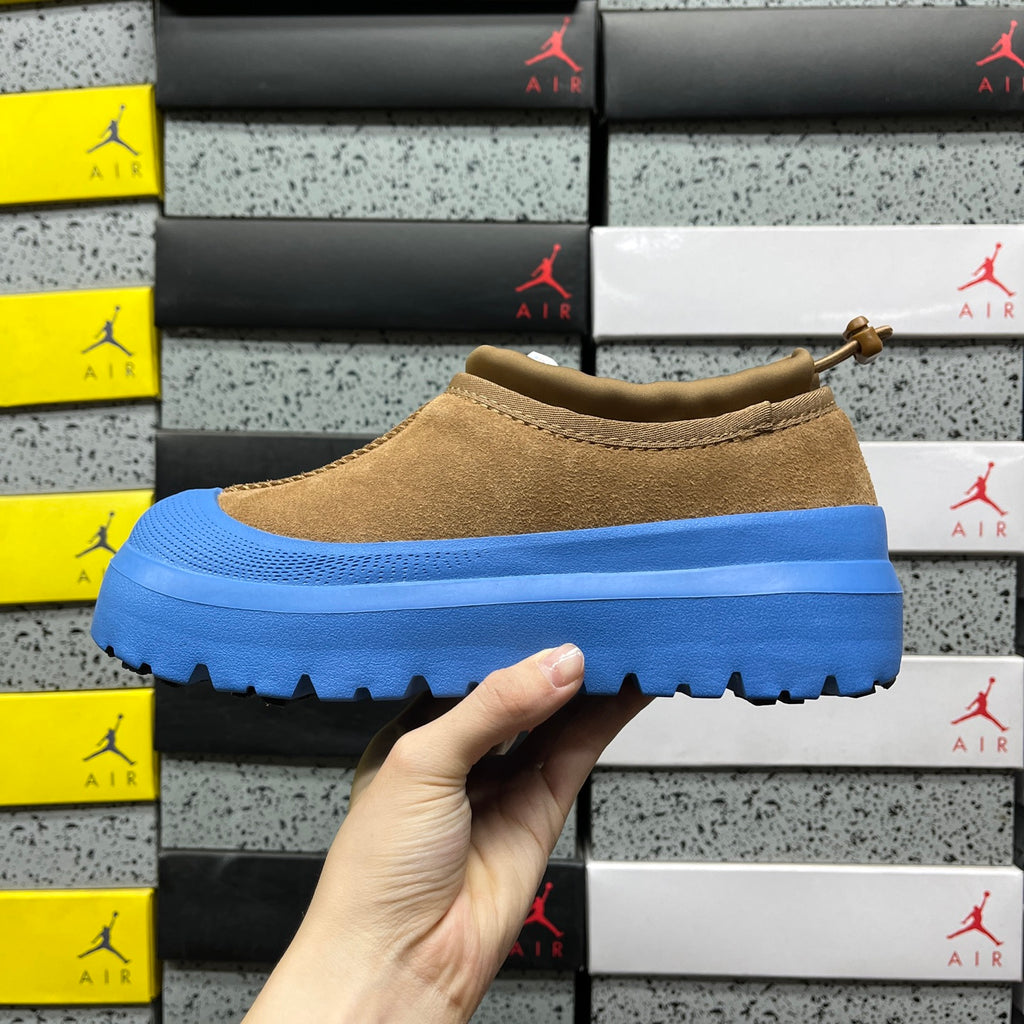 UGG Platform Slip-On Shoes in Chestnut & Blue