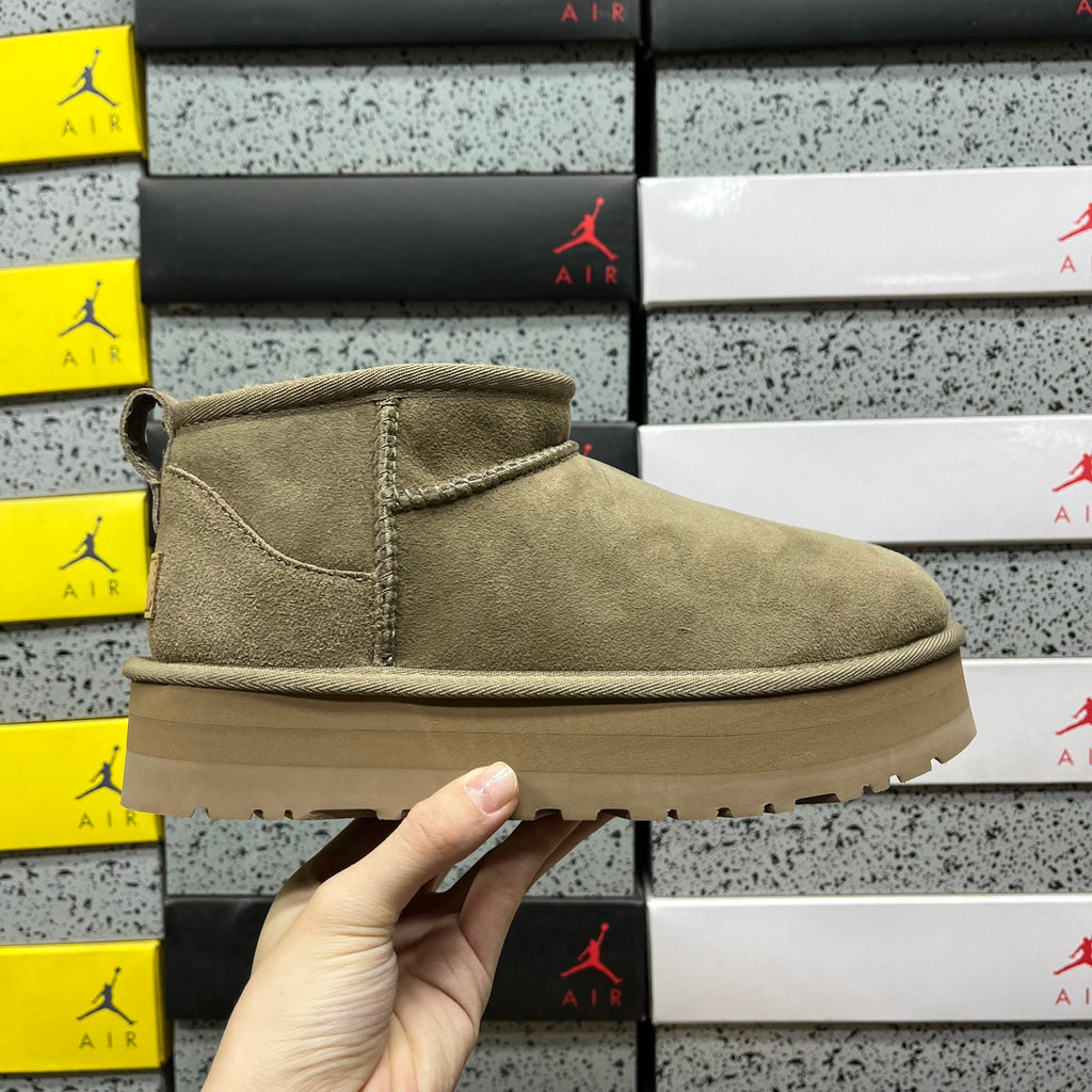 UGG Mini Platform Ankle Boots in Antelope Brown