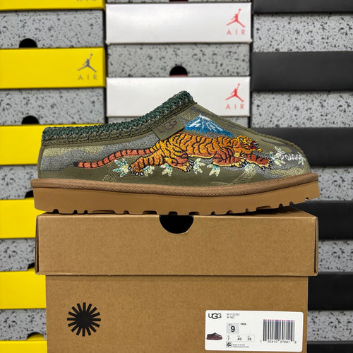 UGG Dragon & Tiger Embroidered Slip-On Shoes in Olive Green